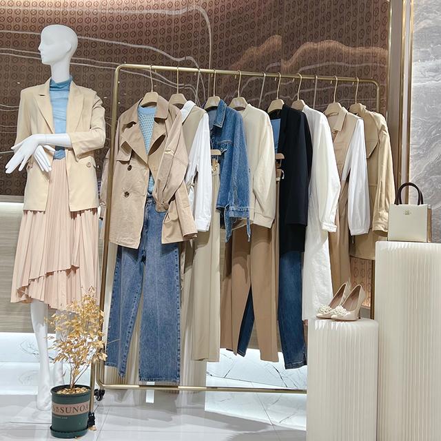 图片[2]-开服装店大概需要多少钱（开女装店赚钱吗）-小白副业网